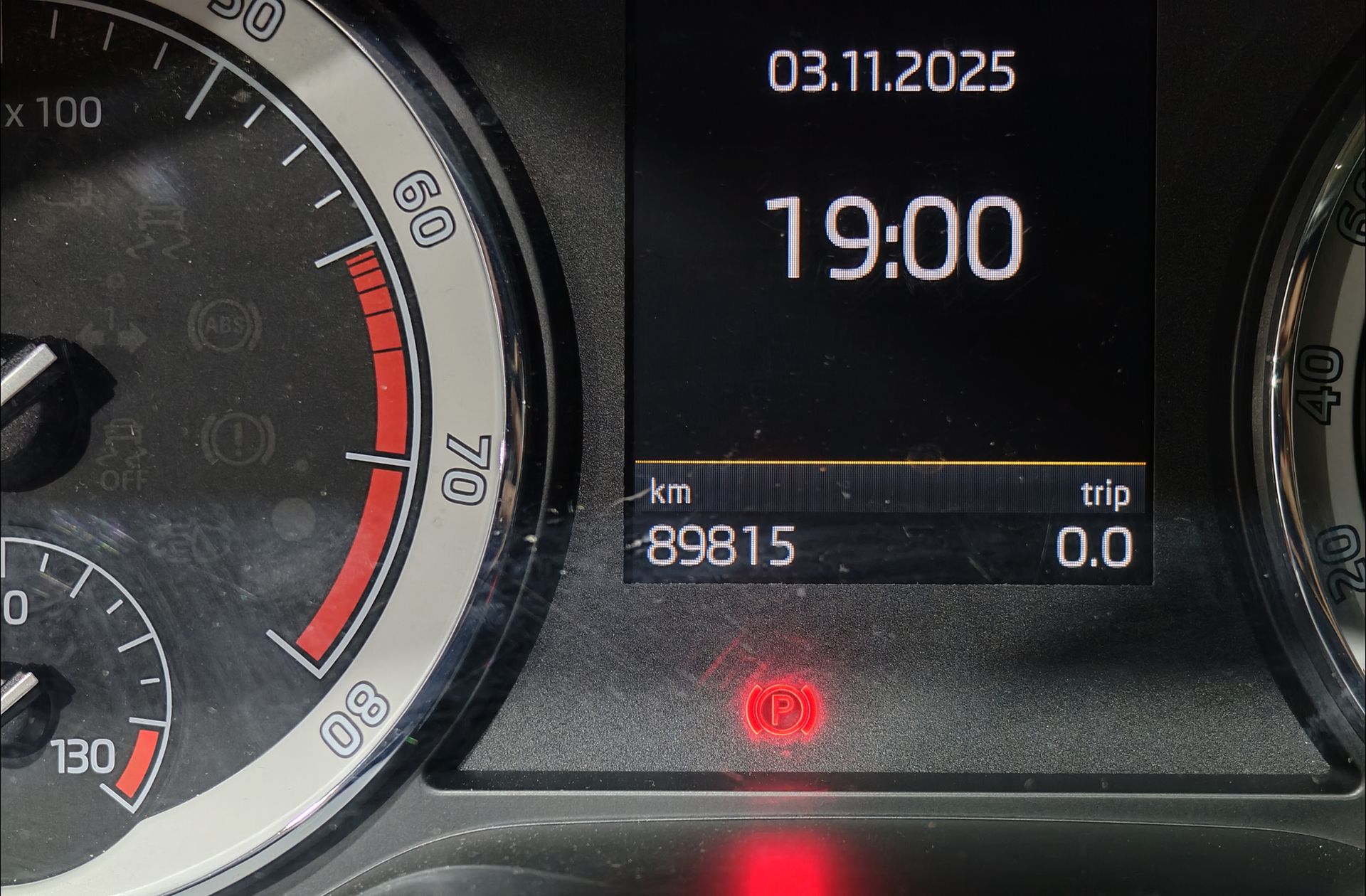 Škoda Karoq 1.0 TSI Ambition DSG - foto 9