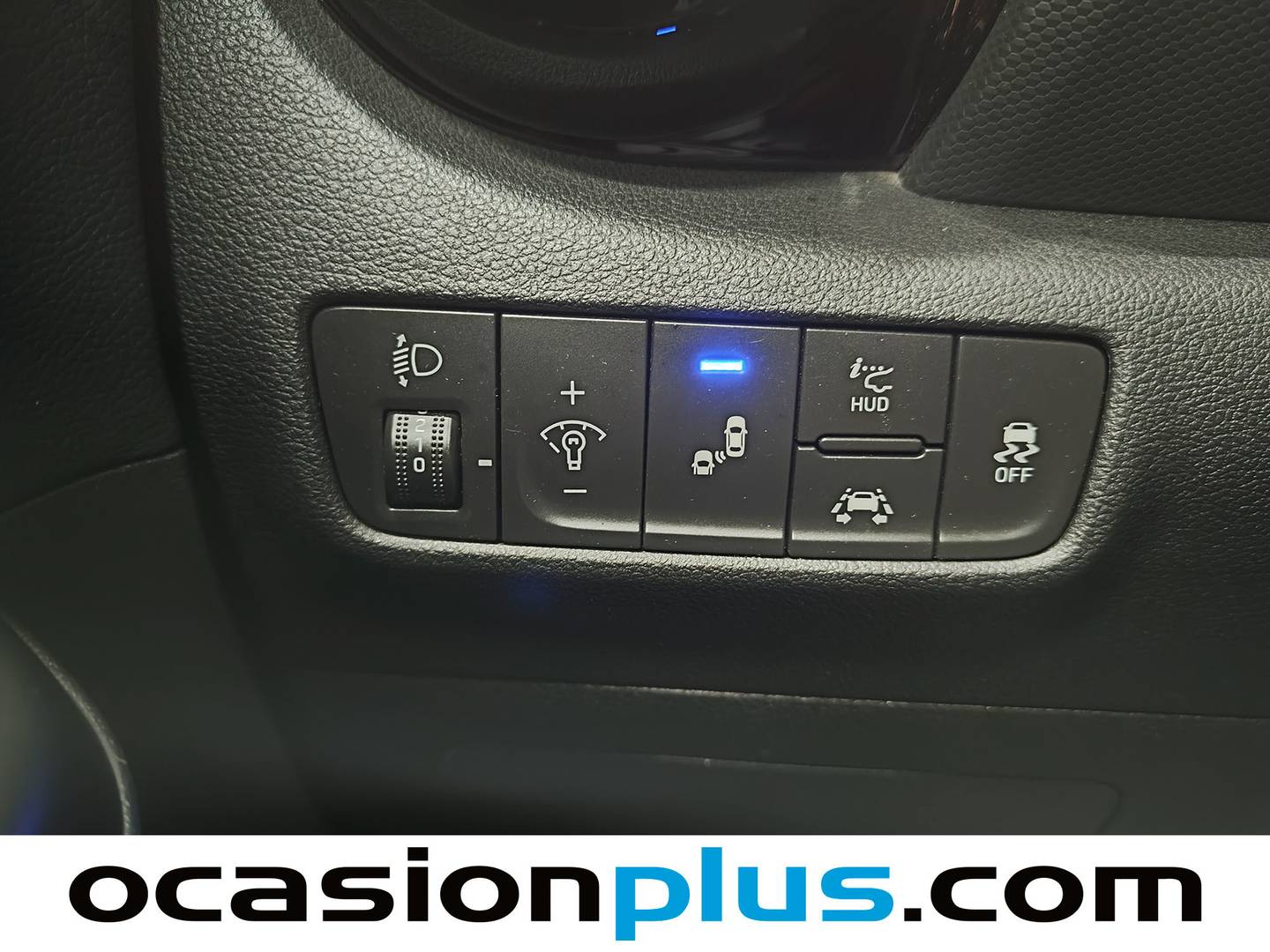 Acabados Hyundai Kona Hyundai Kona 1.0 TGDi Tecno 4x2 88 kW (120 CV)