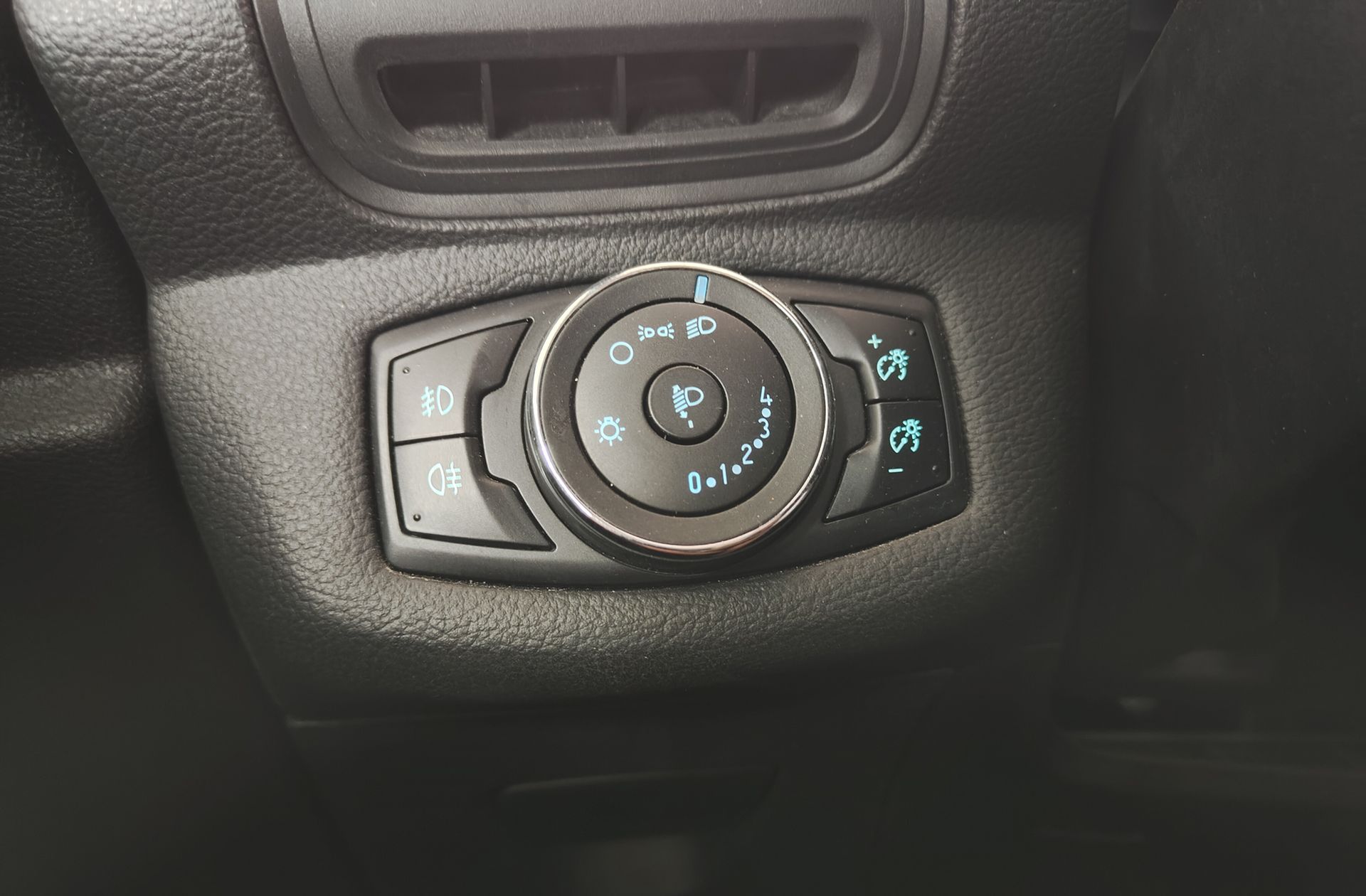 Ford B-Max 1.0 EcoBoost Trend - foto 21