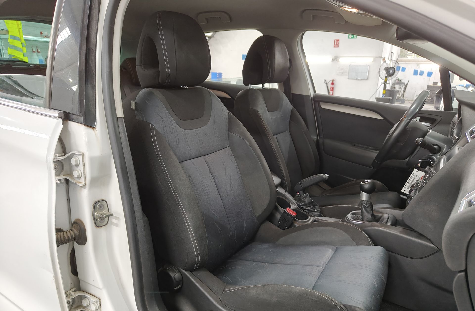 Citroën C4 1.6 VTi Collection - foto 15