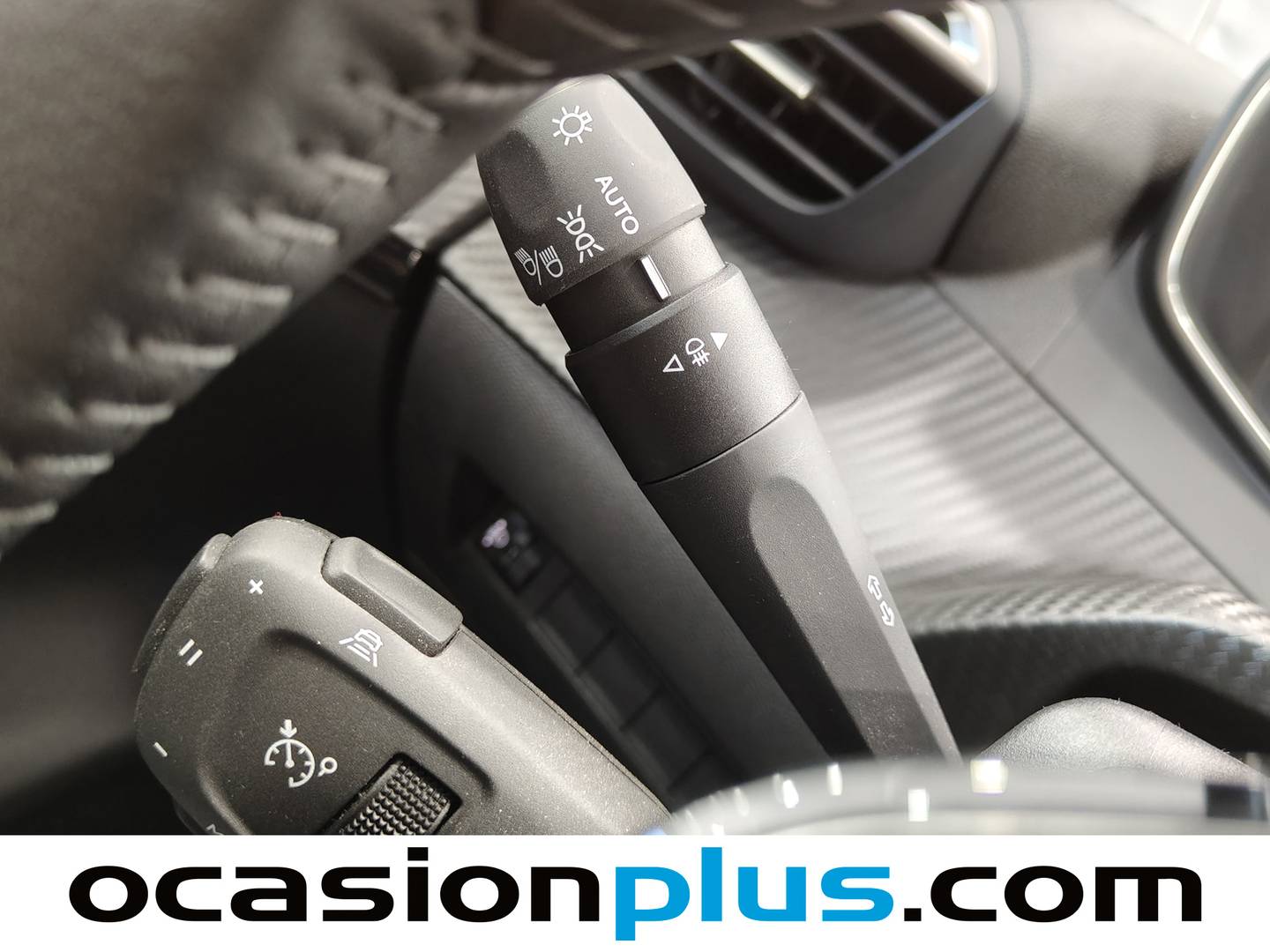 Foto Peugeot 208 Peugeot 208 PureTech 100 Allure (100 CV)