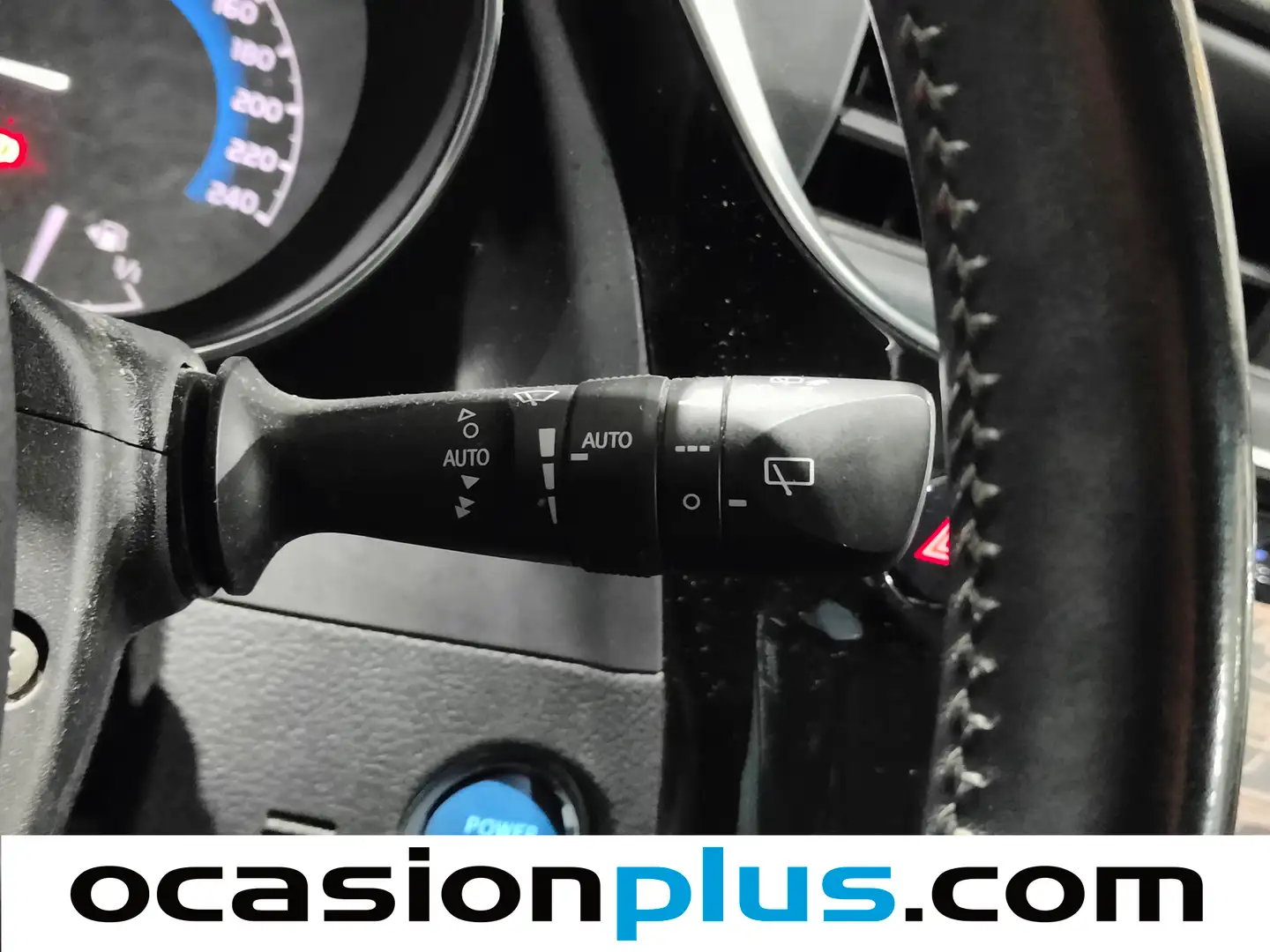 Foto Toyota Auris Toyota Auris 140H Hybrid Touring Sports Feel! Edition+LED (136 CV)