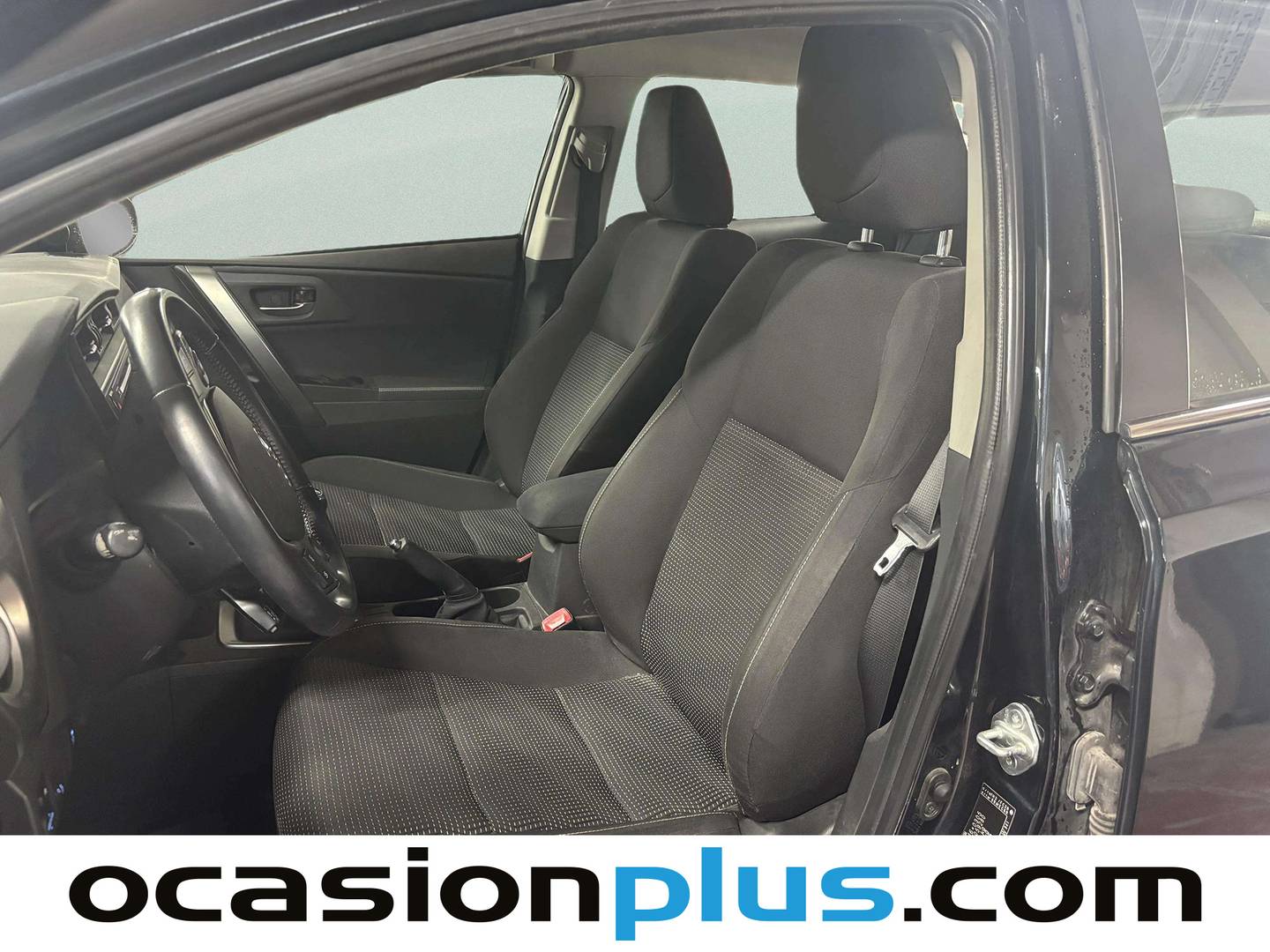Foto asientos delanteros Toyota Auris Toyota Auris 130 Active (132 CV)