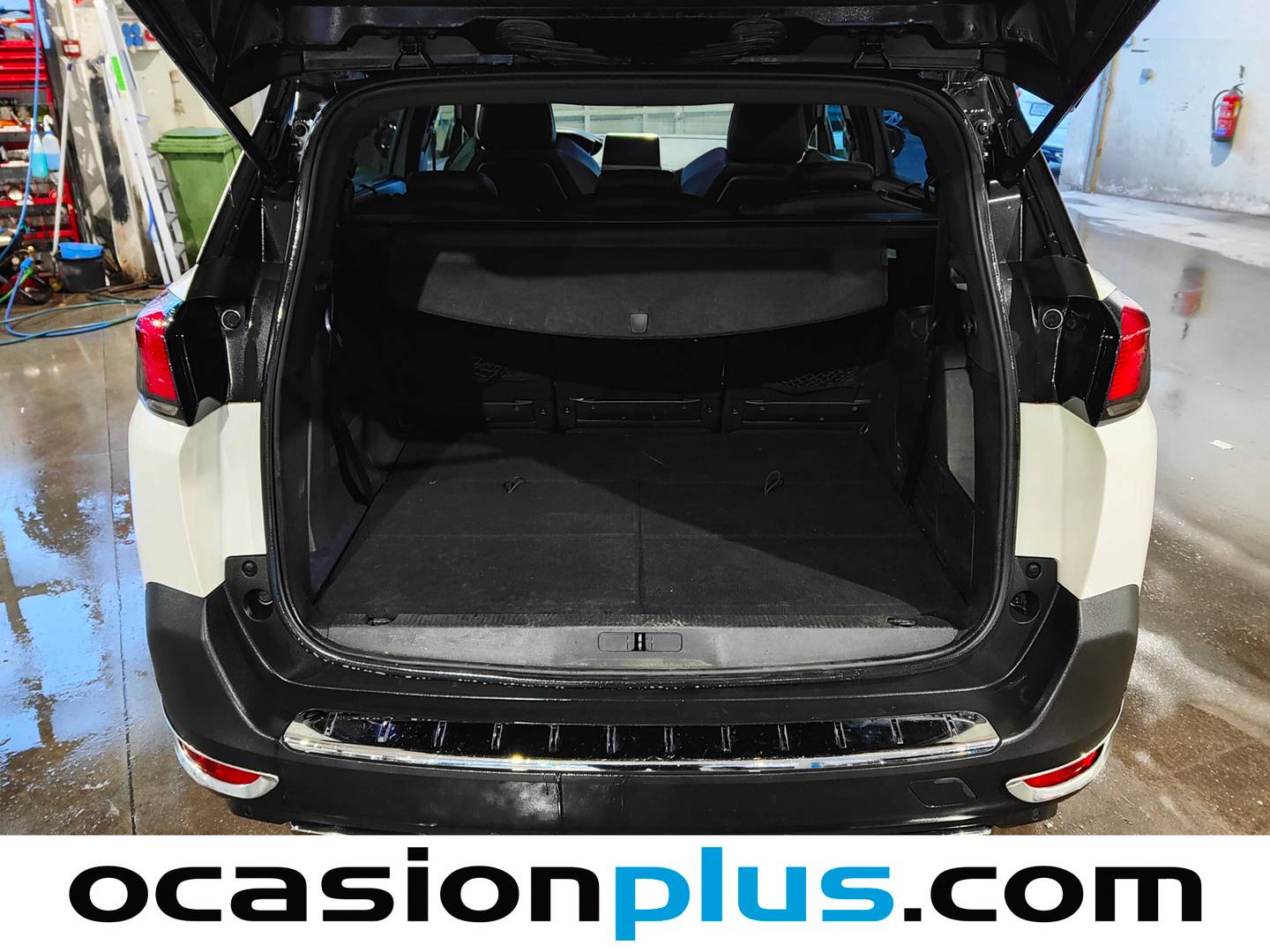 Foto Peugeot 5008 Peugeot 5008 BlueHDI 130 S&S GT Line (130 CV) 7 Plazas