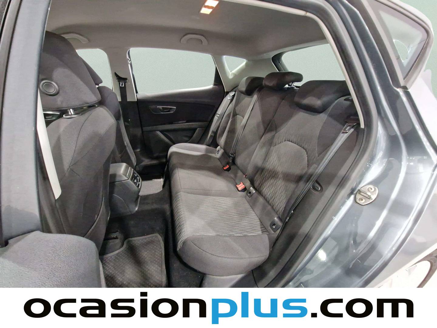 Foto asientos traseros Seat León Seat León 1.6 TDI St&Sp I-Tech (105 CV)