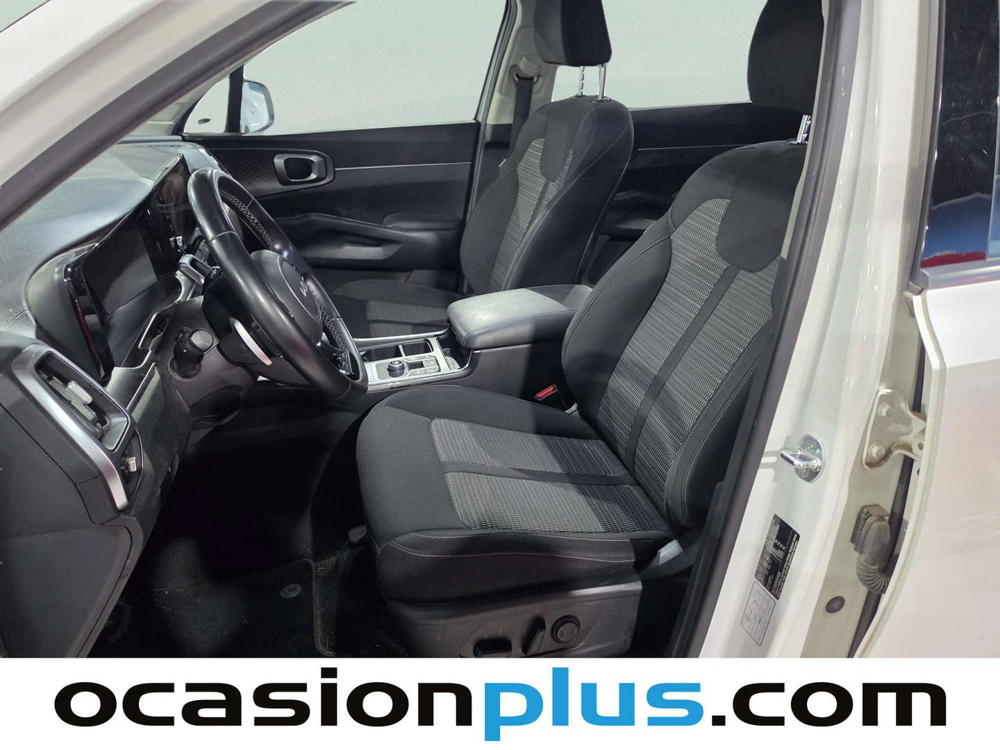 Foto asientos traseros KIA Sorento KIA Sorento 1.6 T-GDi HEV Drive 4x2 (230 CV)