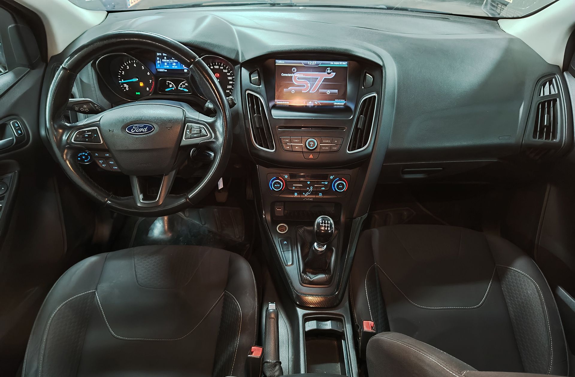 Ford Focus 1.5 EcoBoost Sport - foto 6
