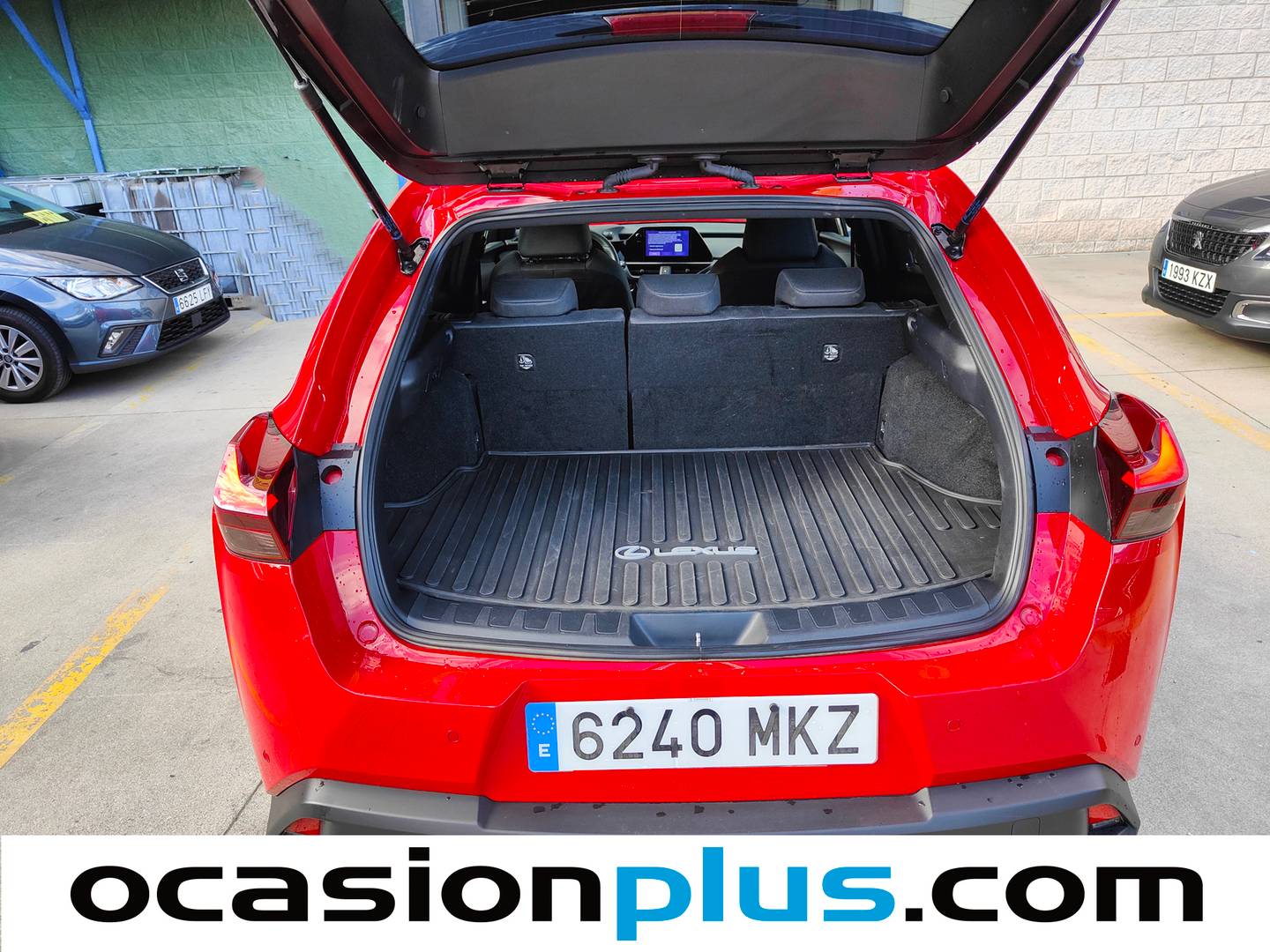 Fotos maletero Lexus UX Lexus UX 250h Business 2WD (184 CV)
