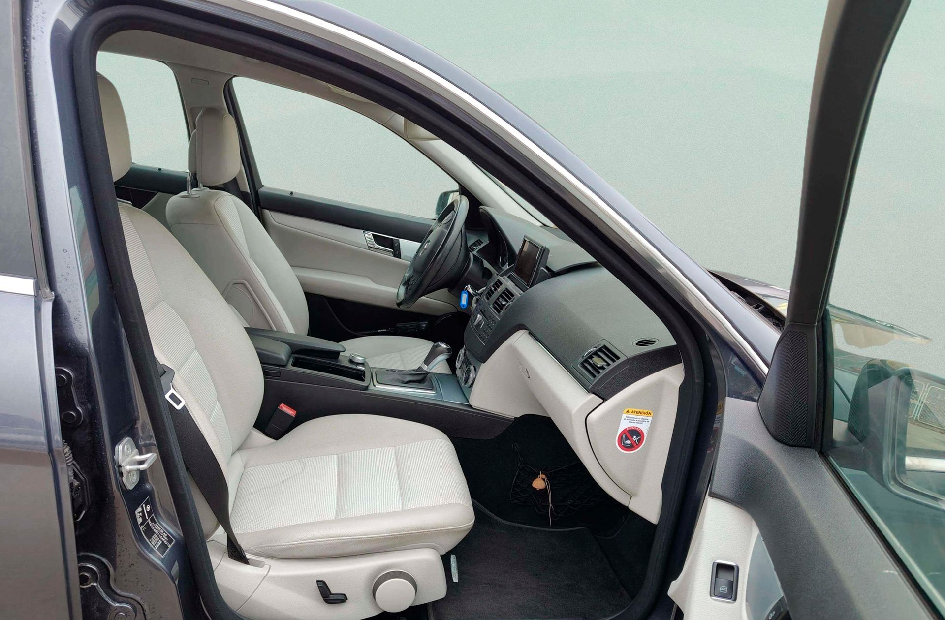 Mercedes-Benz Clase C 200 CDI BE Elegance - foto 16