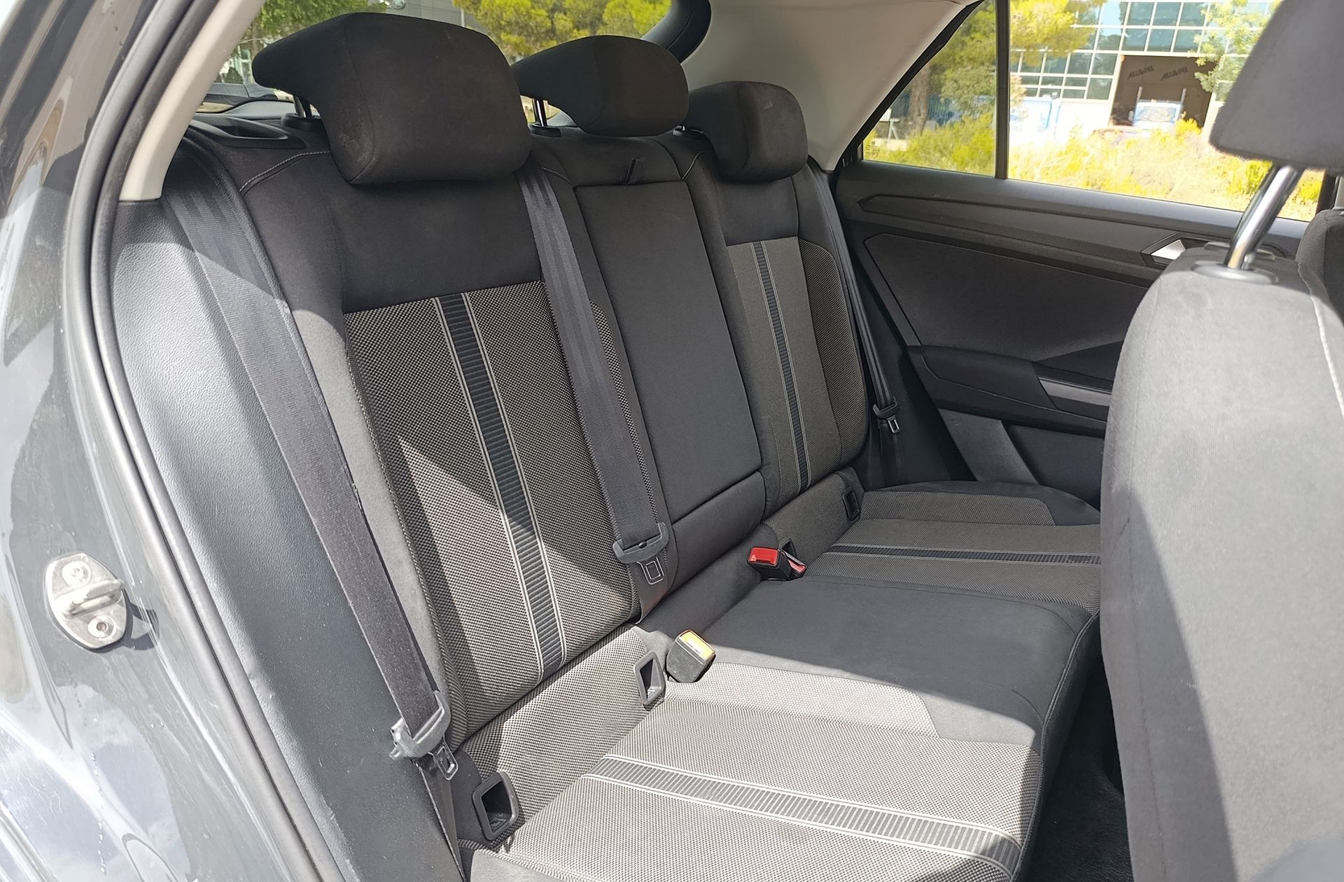 Volkswagen T-Roc Advance 1.0 TSI - foto 17