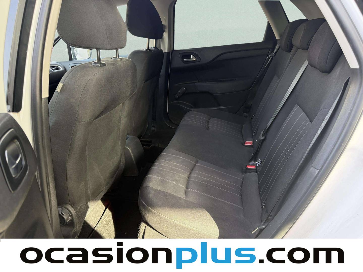 Foto asientos traseros Citroën C4 Citroën C4 BlueHDi 100 Live (100 CV)
