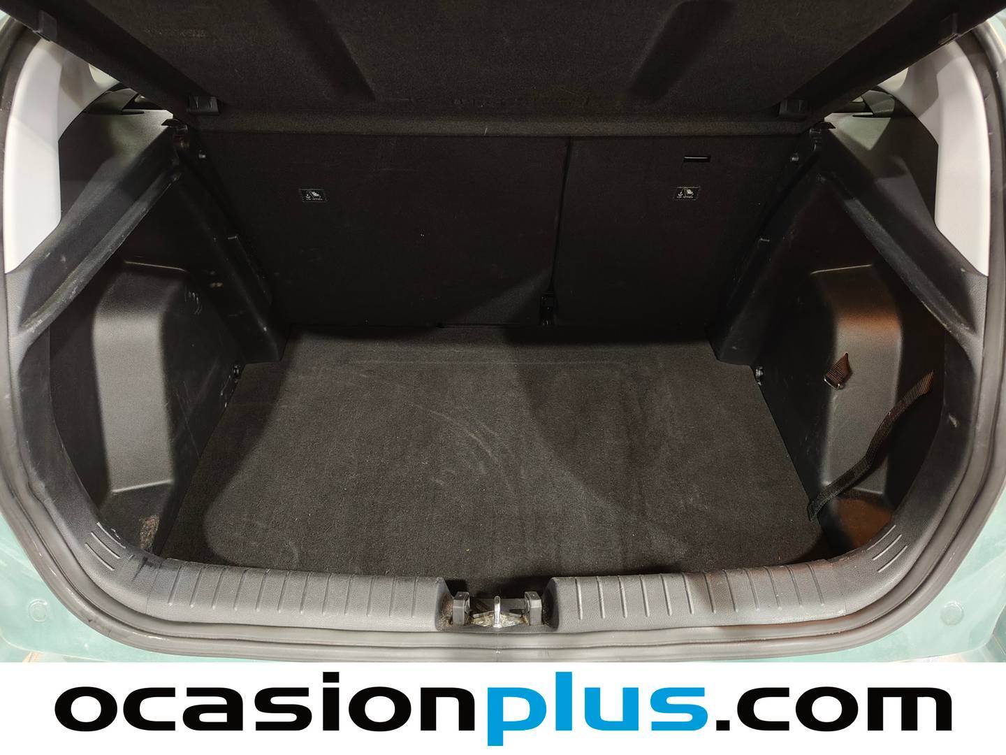 Foto Hyundai Bayon Hyundai Bayon 1.2 MPI Maxx (79 CV) siete plazas
