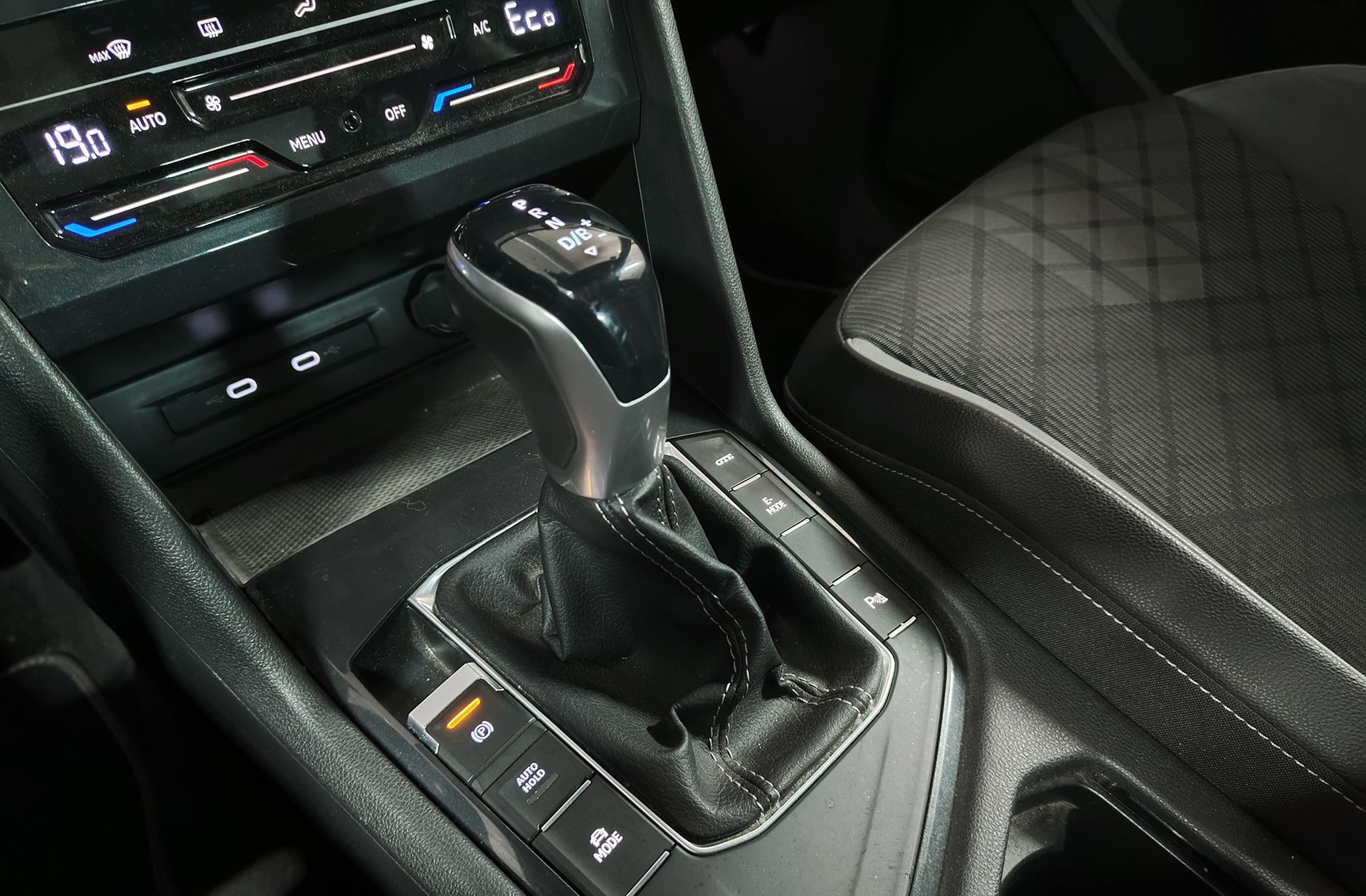 Volkswagen Tiguan R-Line 1.4 TSI eHybrid DSG - foto 5