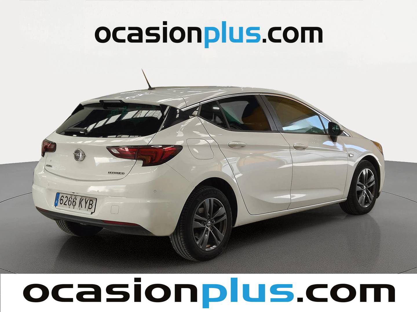 Foto trasera Opel Astra Opel Astra 1.6 CDTI 120 Aniversario (110 CV) derecha