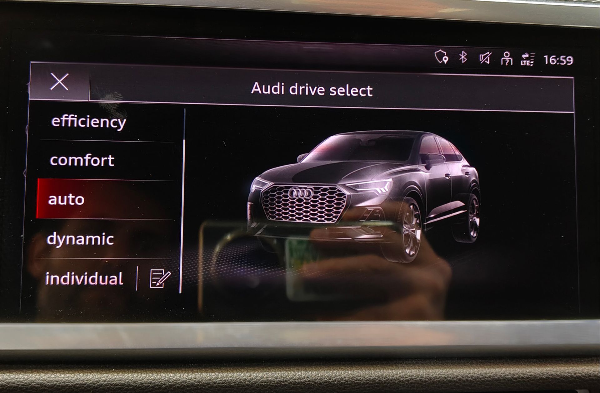 Audi Q3 S line 35 TDI S tronic - foto 12