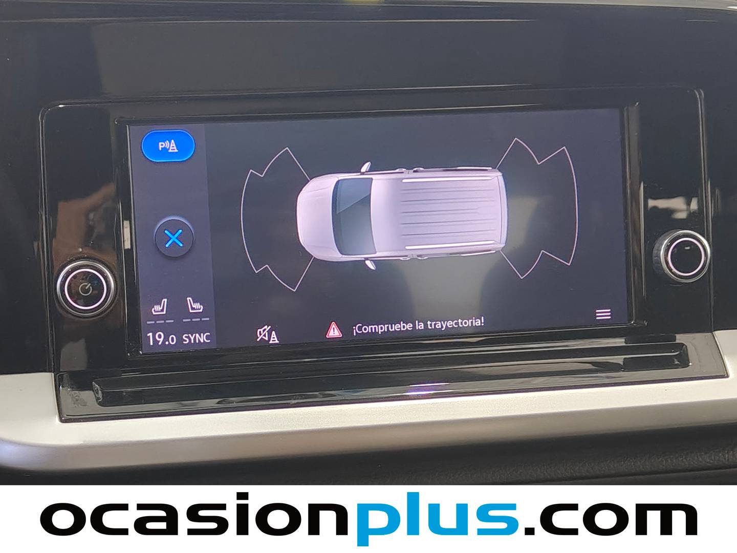 Equipamiento del Ford Tourneo Connect Ford Tourneo Connect 1.5 Ecoboost Active (114 CV)