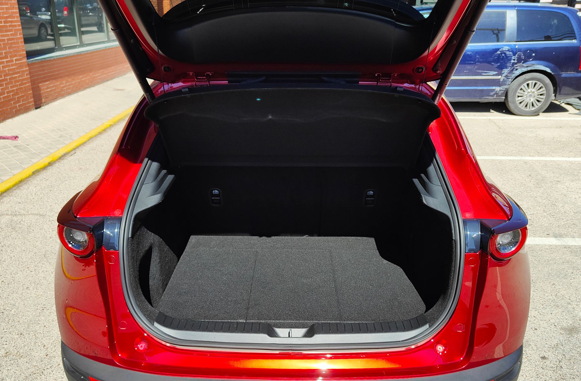 Mazda CX-30 2.0 Skyactiv-X Zenith - foto 19