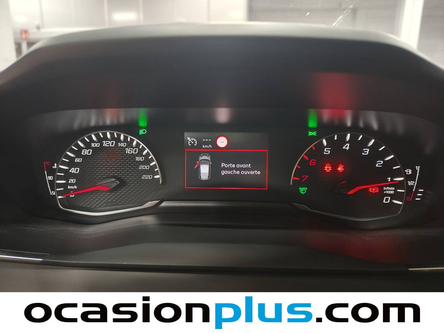 Foto Peugeot 208 Peugeot 208 PureTech 100 Allure (100 CV)