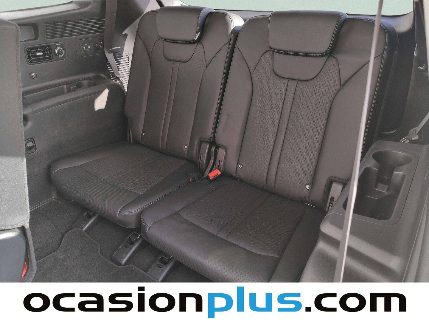 Equipamiento del KIA Sorento KIA Sorento 1.6 T-GDi HEV Emotion Pack Advanced 4x2 (230 CV) 7 Plazas
