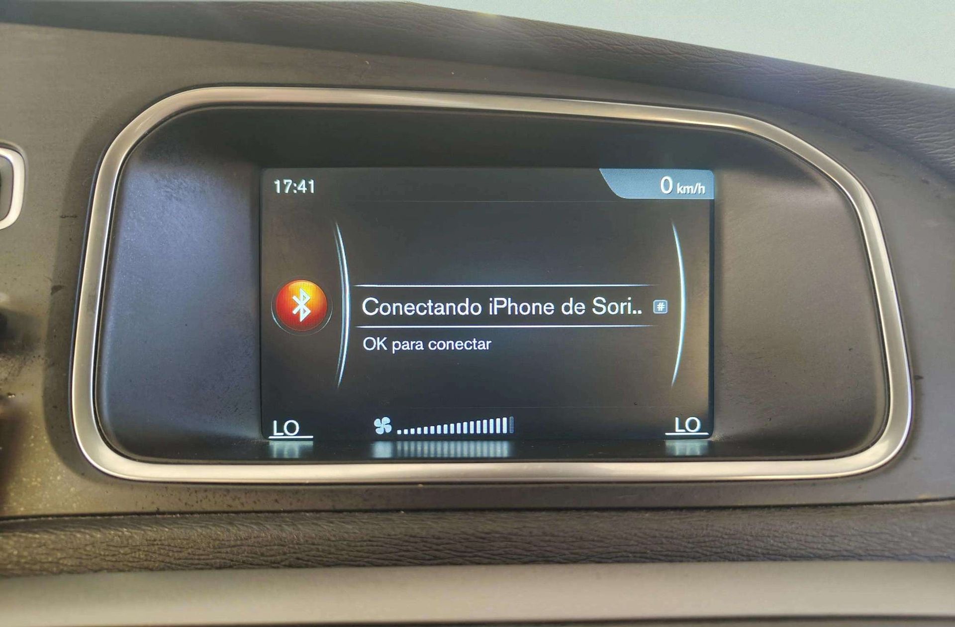 Volvo V40 D2 Kinetic - foto 25