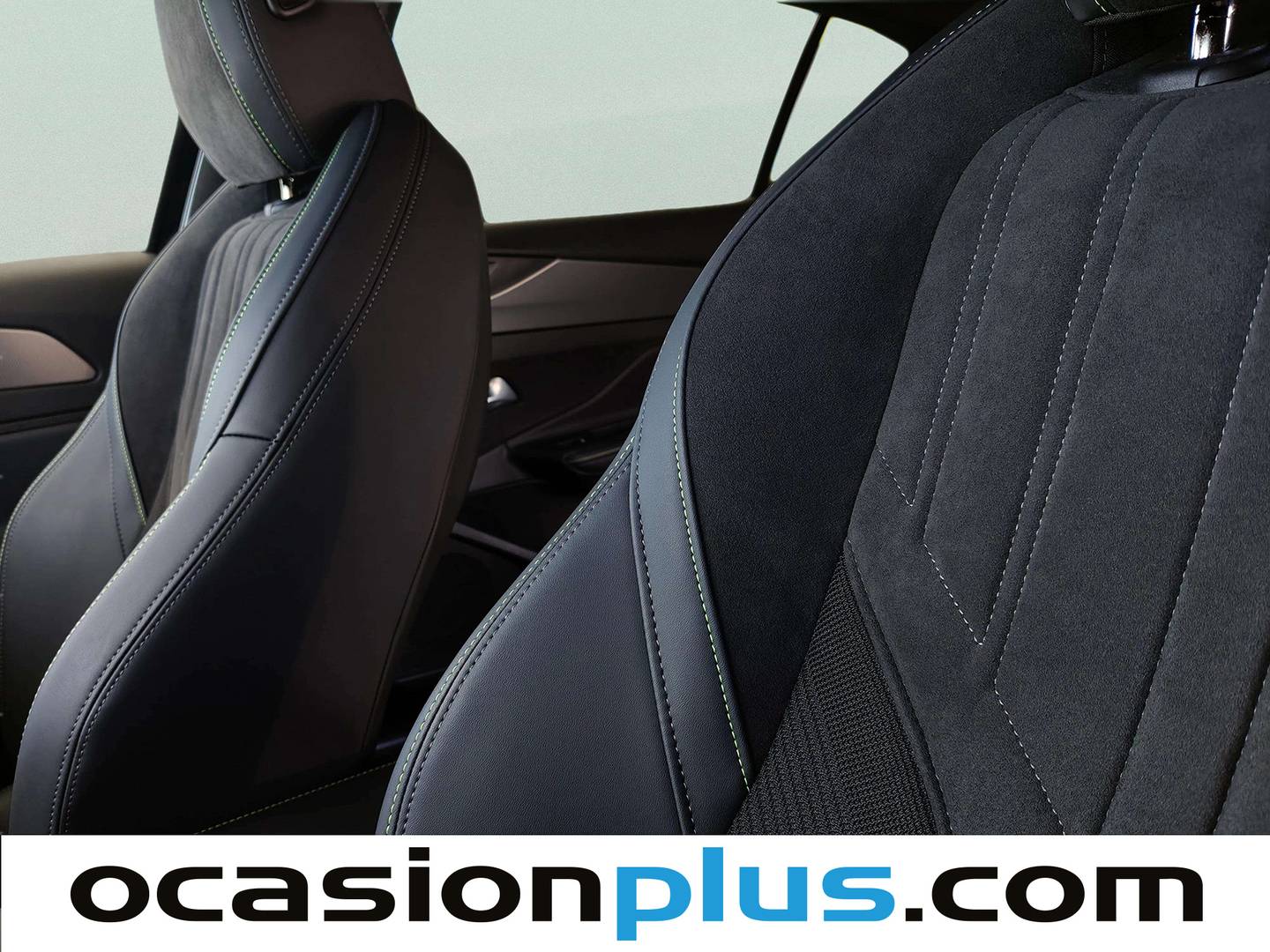 Foto asientos traseros Peugeot 408 Peugeot 408 GT Hybrid eDCS6 (136 CV)