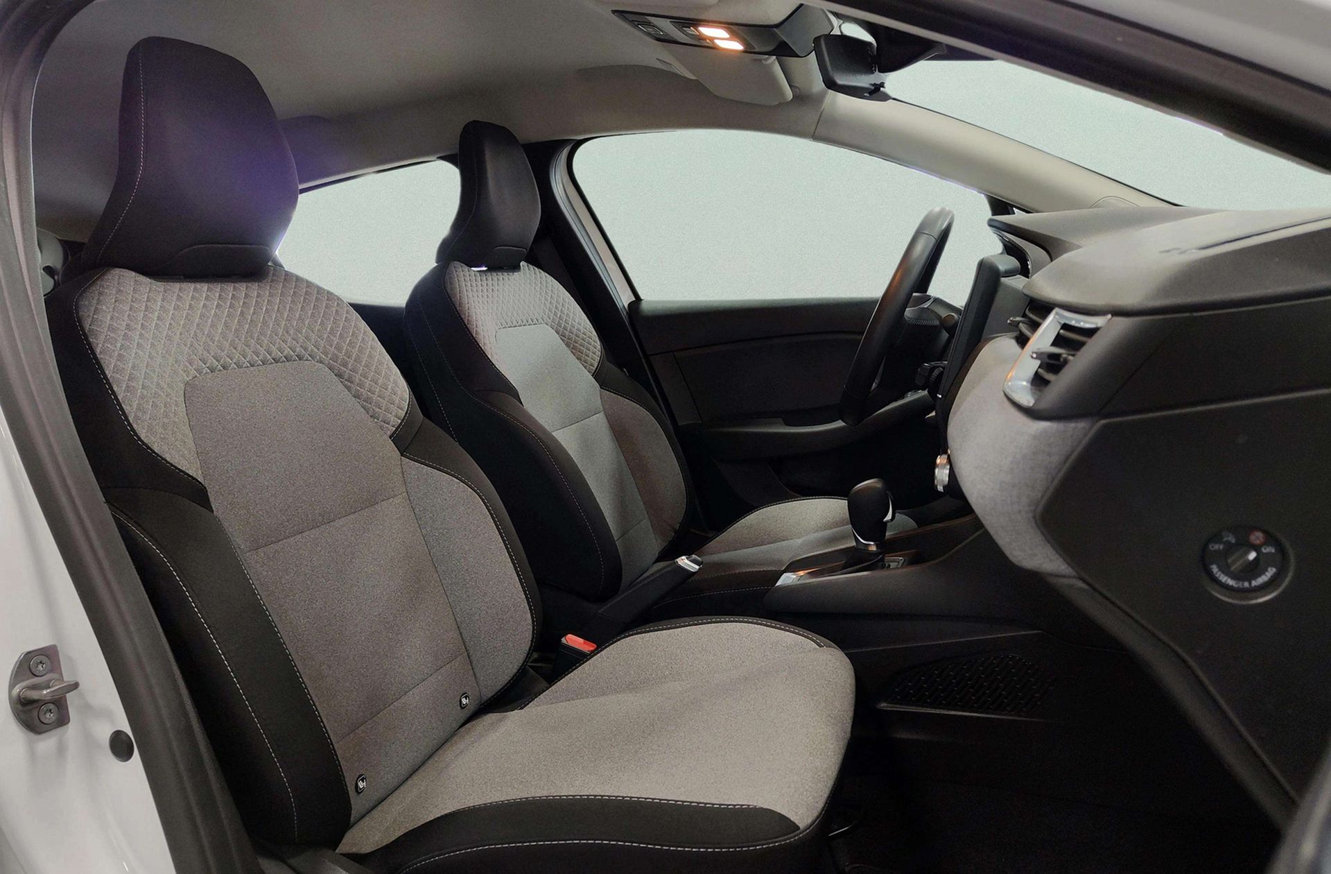 Renault Clio Evolution E-Tech full hybrid 145 - foto 18