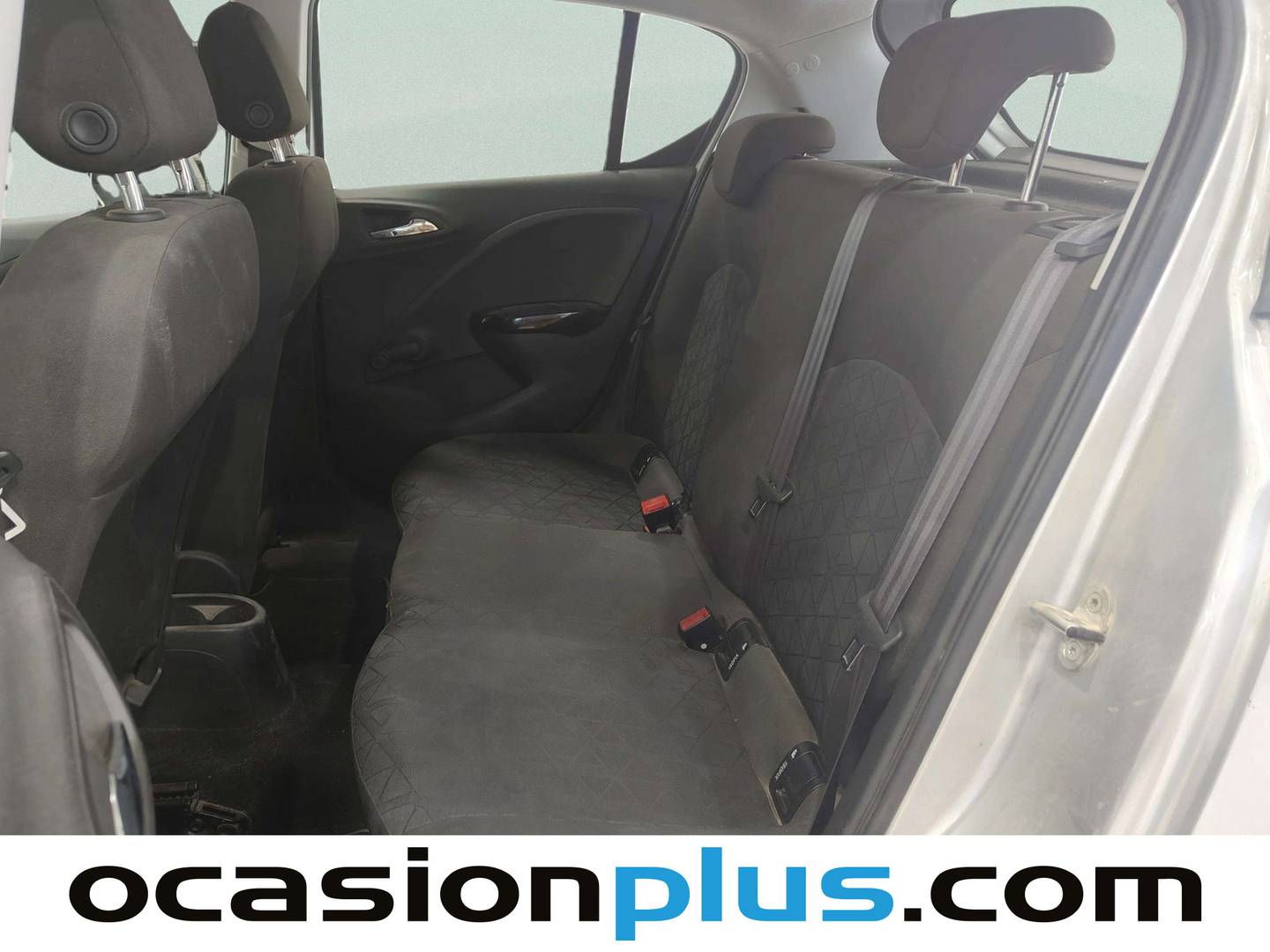 Foto asientos traseros Opel Corsa Opel Corsa 1.4  (90CV) 120 Aniversario
