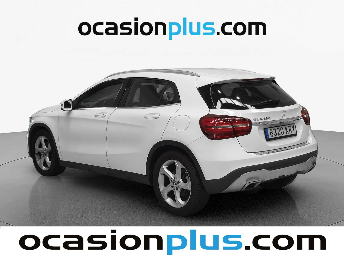Foto delantera Mercedes GLA Mercedes GLA GLA 180 (122 CV) derecha