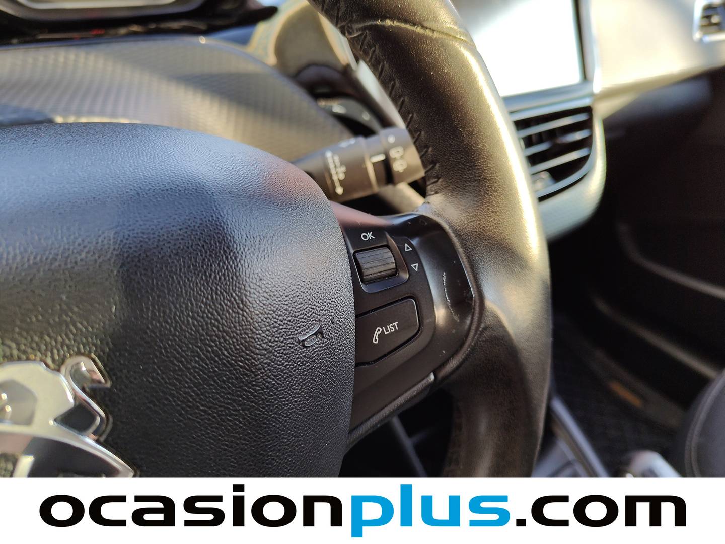 Peugeot 208 Peugeot 208 1.6 BlueHDi Style (75 CV) barato