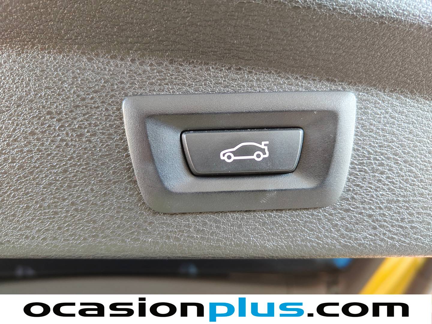 Equipamiento del BMW X2 BMW X2 sDrive18i (140 CV)