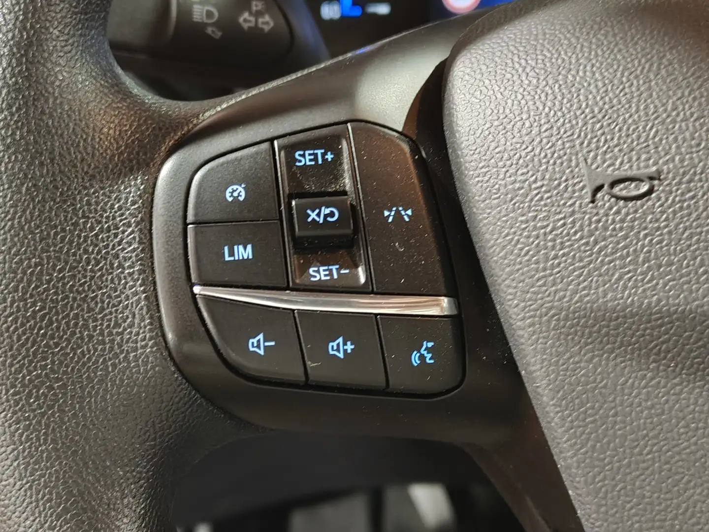 Foto Ford Tourneo Courier Ford Tourneo Courier 1.0 Ecoboost Trend (125 CV)