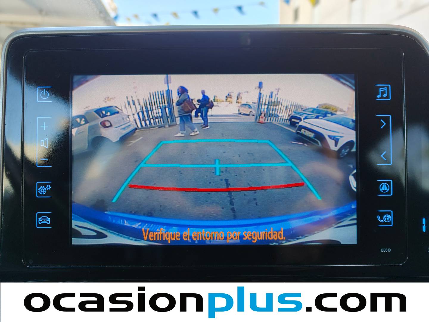 Extras y acabados del Toyota C-HR Toyota C-HR 1.8 125H Advance Pack Plus (122 CV)