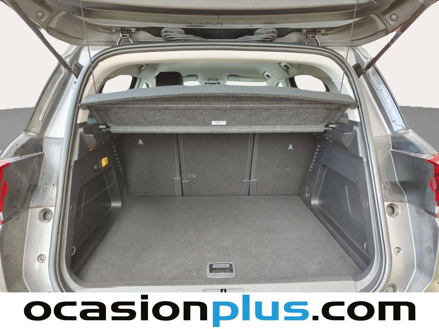 Foto Citroën C5 Aircross Citroen C5 Aircross Plug-in Hybrid 180 Plus e-EAT8 (180 CV)