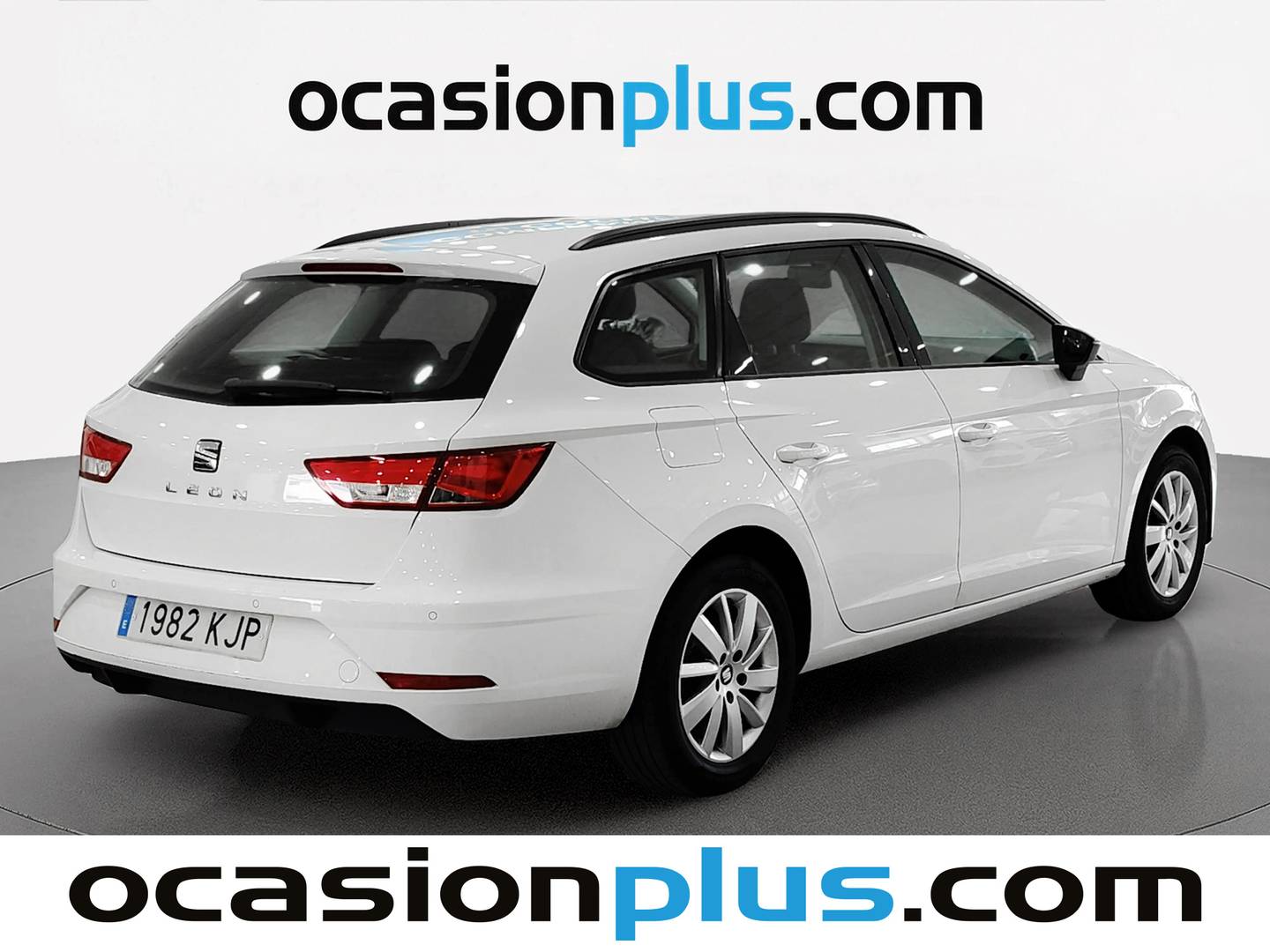 Foto trasera Seat León ST Seat León ST 1.2 TSI S&S Reference (110 CV) derecha