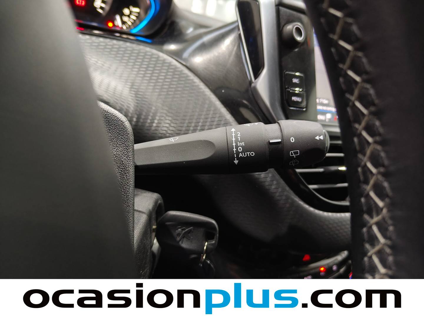 Foto Peugeot 2008 Peugeot 2008 BlueHDi 100 S&S Allure (100 CV)