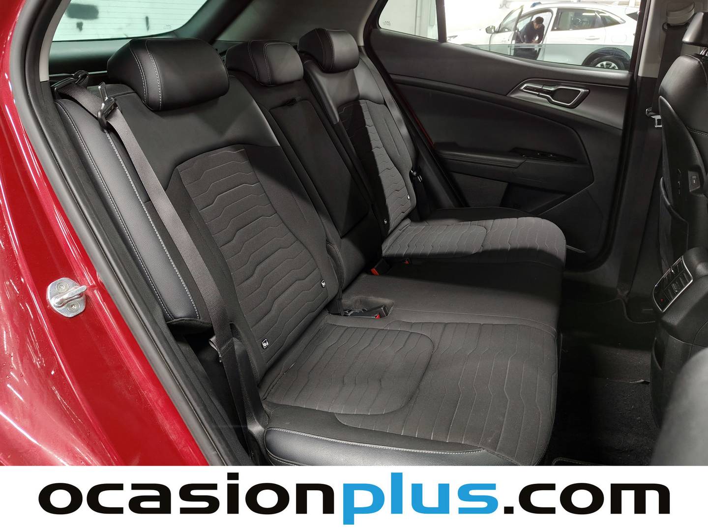 Foto KIA Sportage Kia Sportage 1.6 T-GDi HEV Tech 4x2 (230 CV)