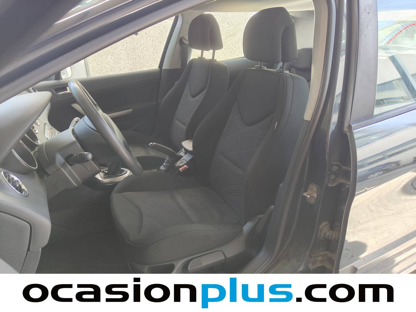 Foto asientos delanteros Peugeot 308 PEUGEOT 308 1.4 VTi Confort (95 CV)