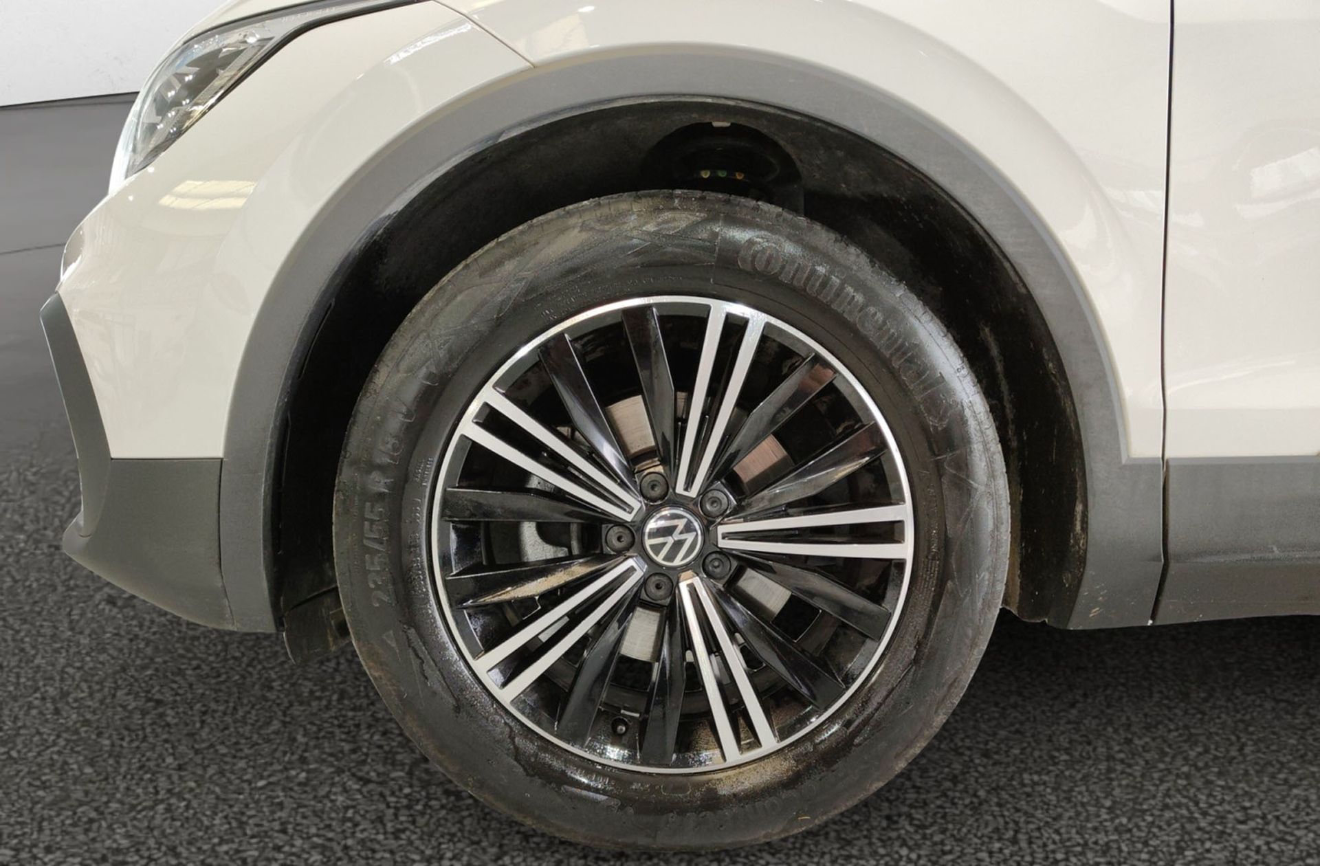 Volkswagen Tiguan Life 2.0 TDI DSG - foto 36