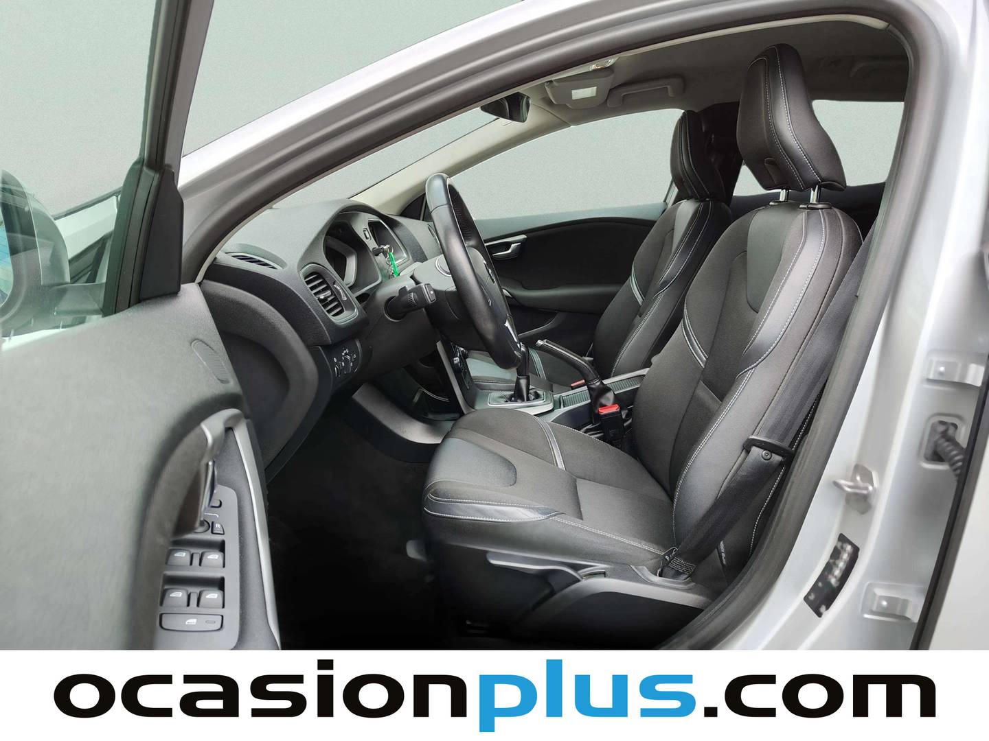 Foto asientos delanteros Volvo V40 Volvo V40 D2 Momentum (120 CV)