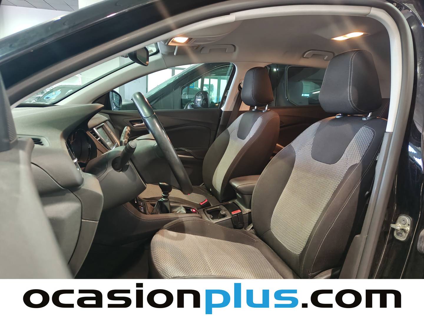 Foto asientos delanteros Opel Grandland X Opel Grandland X 1.2 Turbo Selective (130 CV)