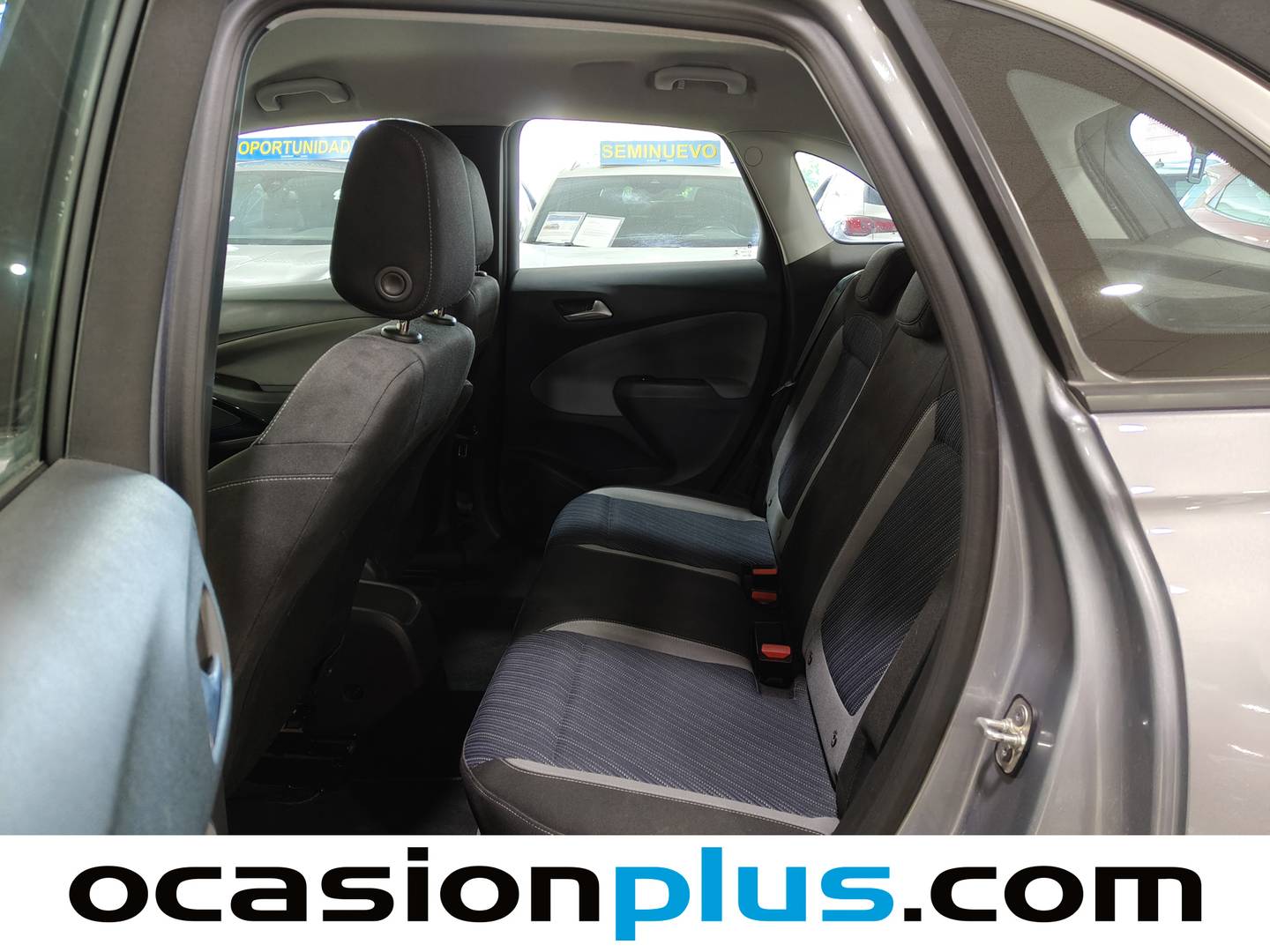 Foto asientos traseros Opel Crossland X Opel Crossland X 1.5 D S&S Design Line 120 Aniversario (102 CV)