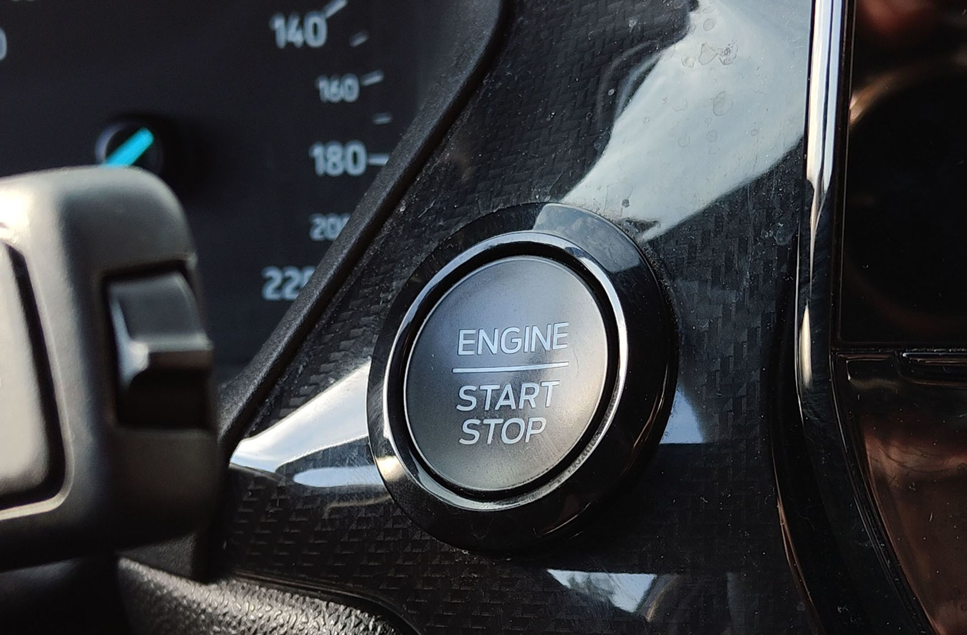 Ford Fiesta 1.0 EcoBoost MHEV ST-Line - foto 30