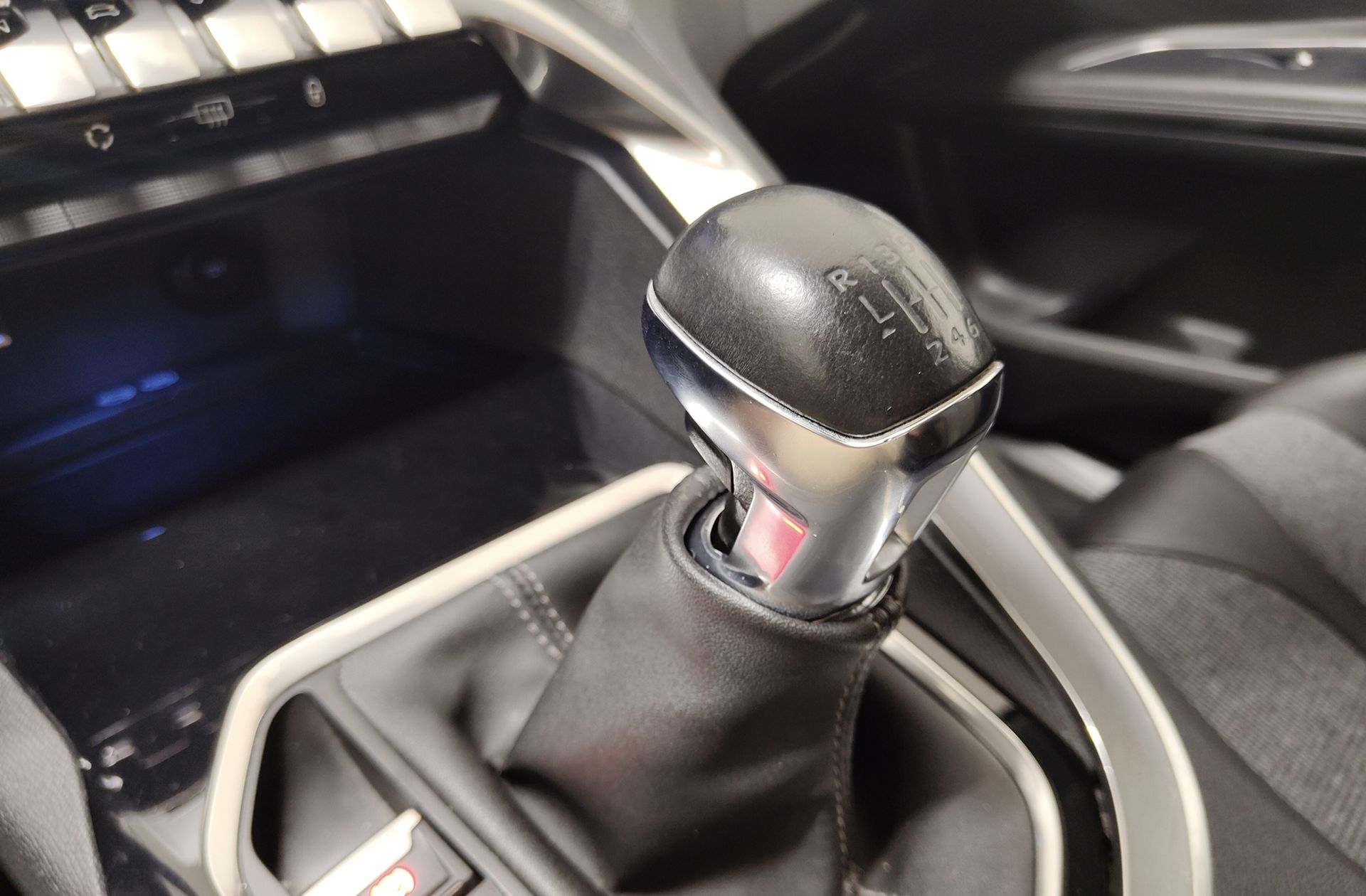 Peugeot 5008 PureTech 130 Allure 7 plazas - foto 5