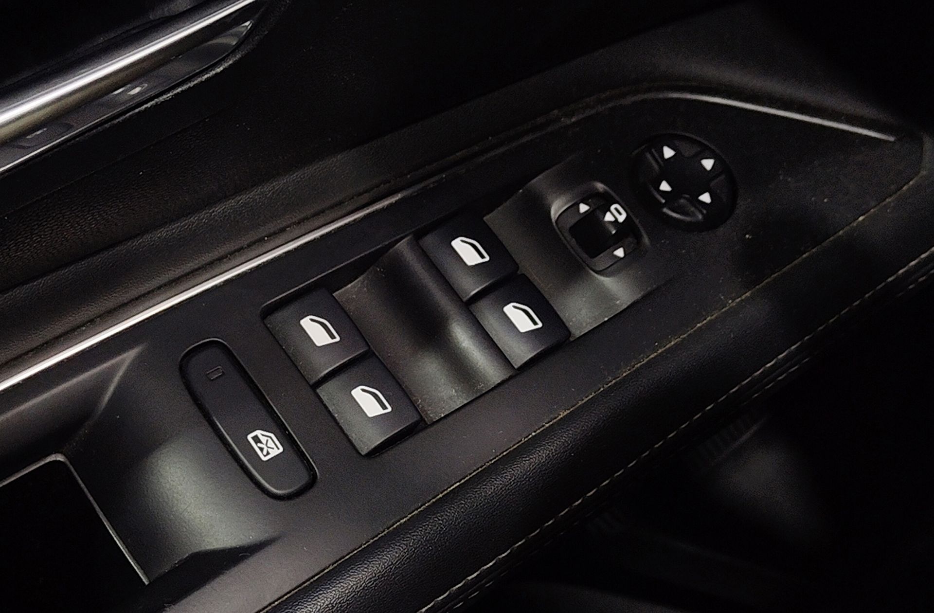 Peugeot 3008 PureTech 130 Allure - foto 35