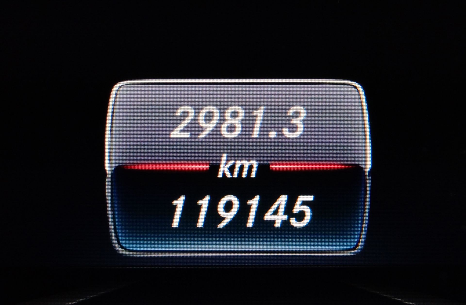 Mercedes-Benz GLA 250 4Matic Urban - foto 11