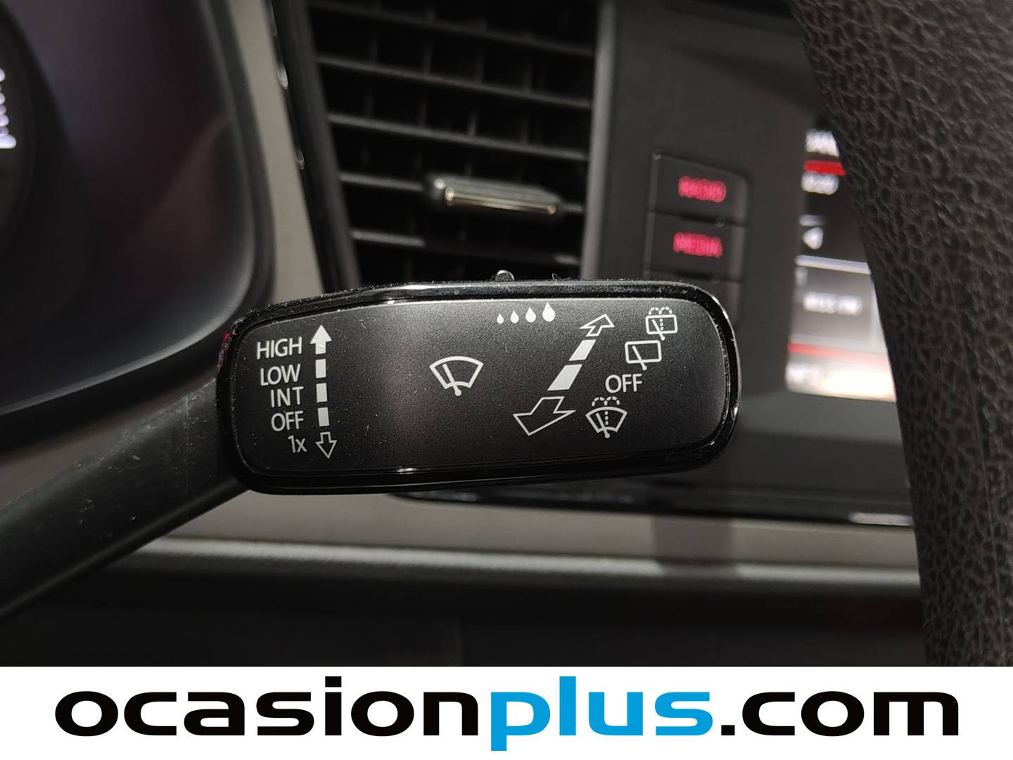 Seat León Seat León 1.6 TDI S&S Reference (105 CV) de segunda mano
