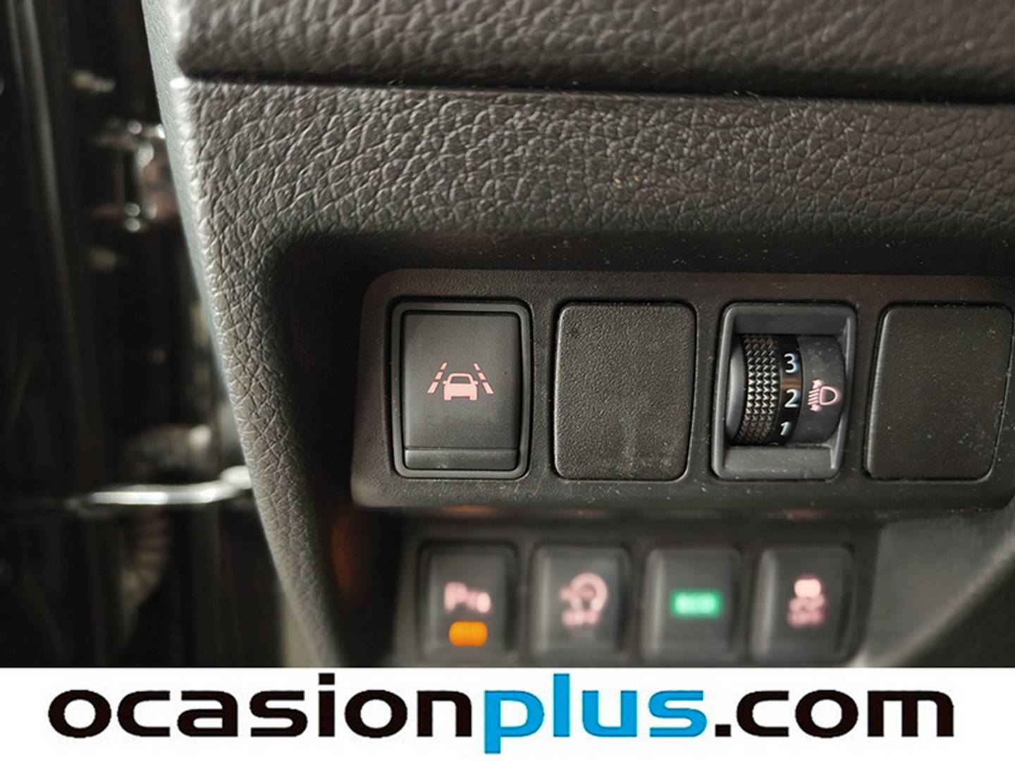 Foto Nissan QASHQAI Nissan Qashqai 1.6 dCi N-Connecta 4x2 XTronic (130 CV)