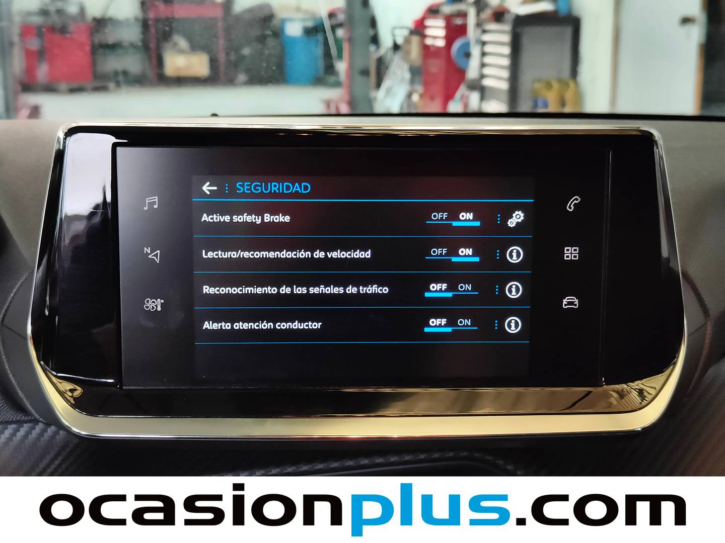 Equipamiento del Peugeot 208 Peugeot 208 BlueHDi 100 Allure  (100 CV)