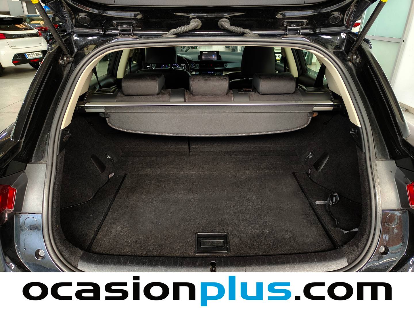 Fotos maletero Lexus CT Lexus CT 200h Executive (136 CV)