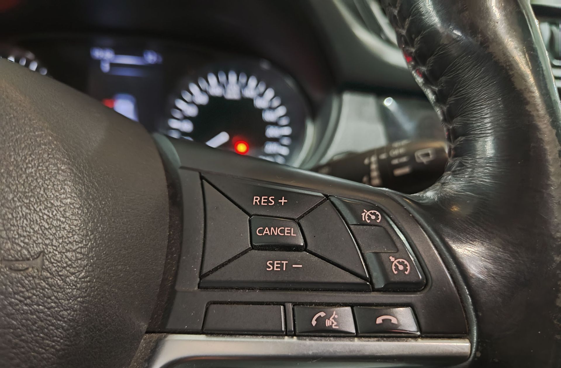 Nissan X-Trail dCi 150 N-Connecta 4x4 - foto 24